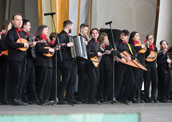 Выставка "Россия". Масленичная неделя