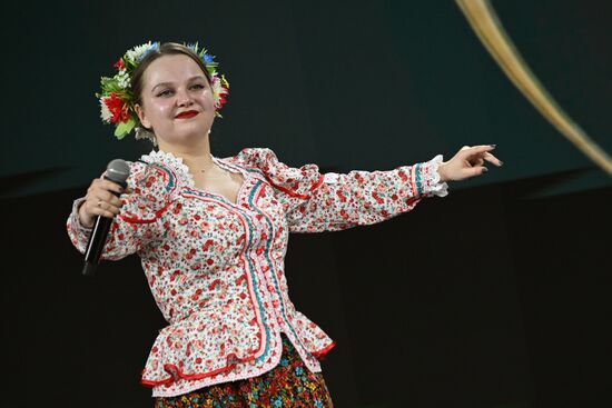 Выставка "Россия". Масленичная неделя