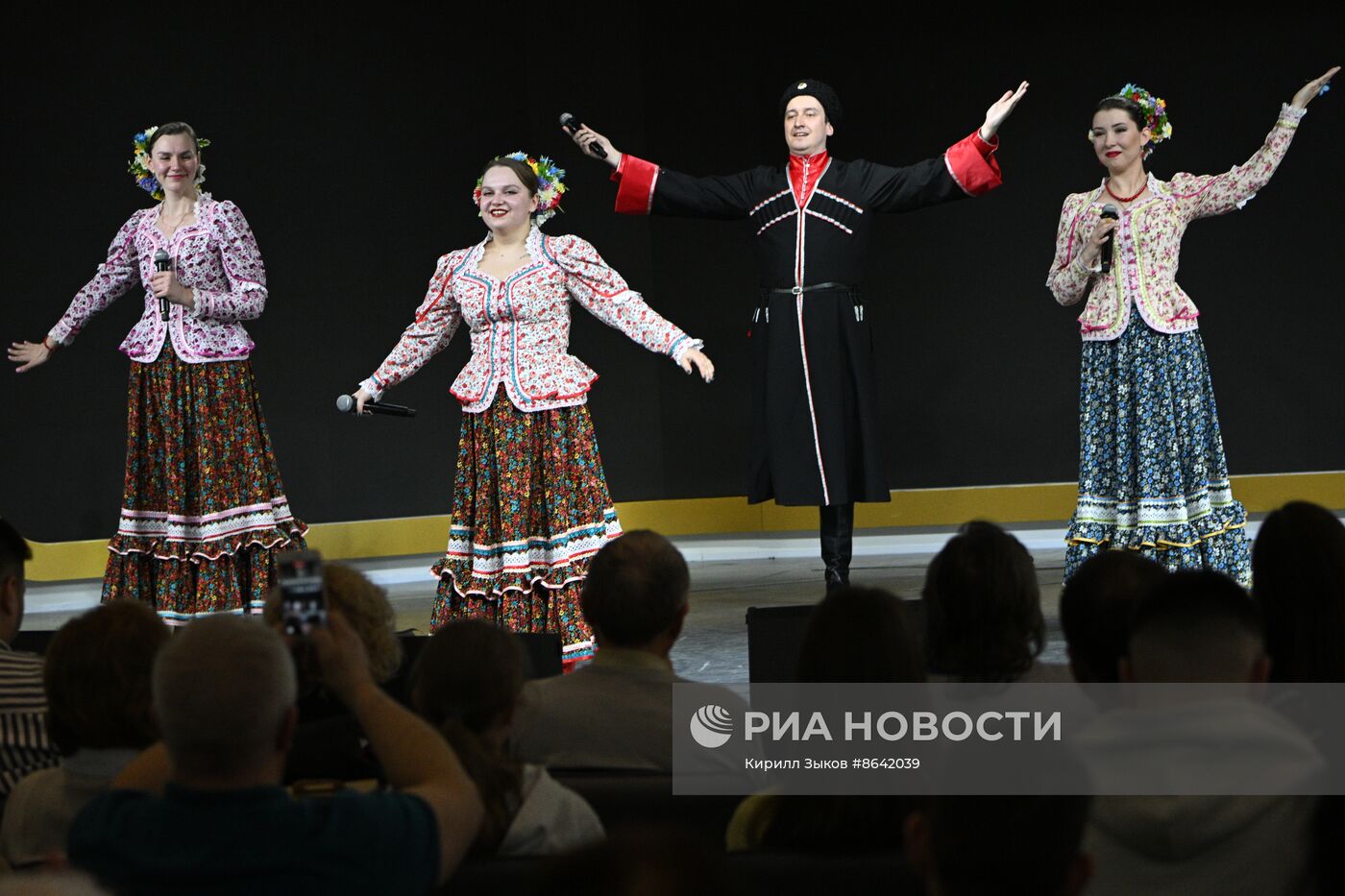Выставка "Россия". Масленичная неделя