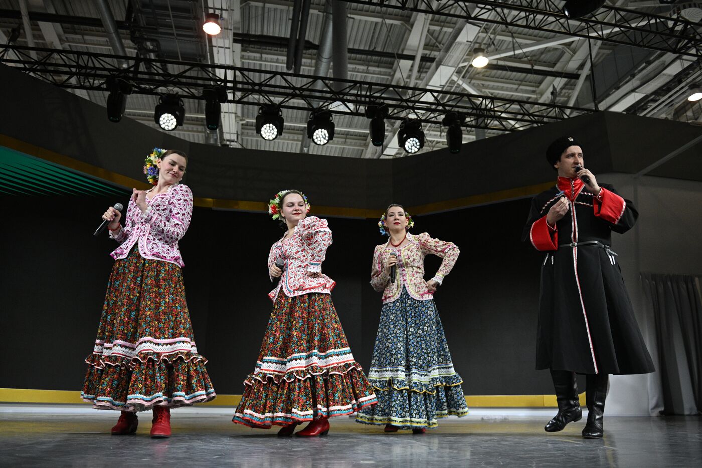 Выставка "Россия". Масленичная неделя