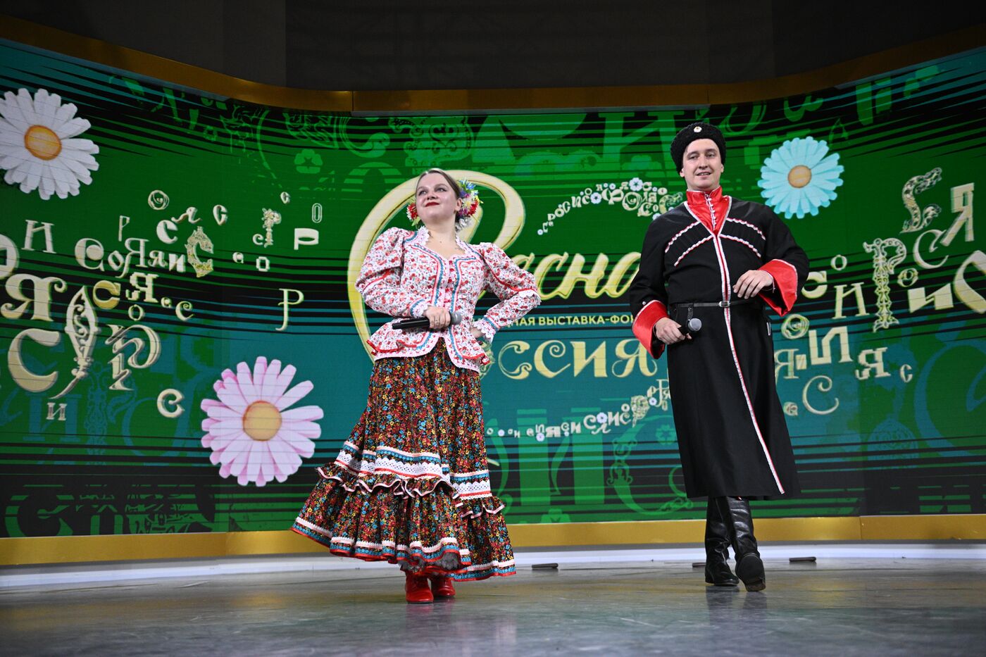 Выставка "Россия". Масленичная неделя