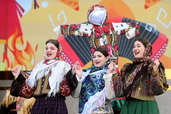 Выставка "Россия". Масленичная неделя