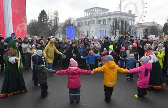 Выставка "Россия". Масленичная неделя