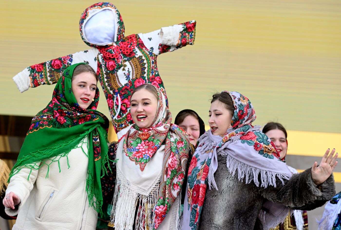 Выставка "Россия". Масленичная неделя