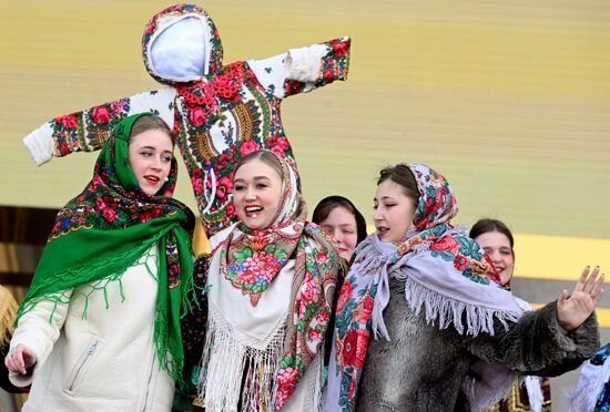 Выставка "Россия". Масленичная неделя