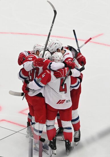 Хоккей. КХЛ. Матч "Авангард" - "Локомотив"