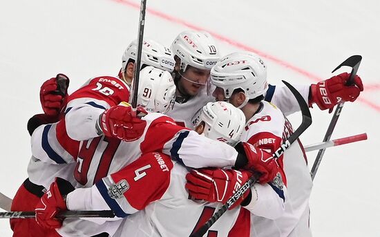 Хоккей. КХЛ. Матч "Авангард" - "Локомотив"