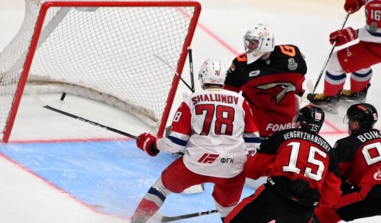 Хоккей. КХЛ. Матч "Авангард" - "Локомотив"