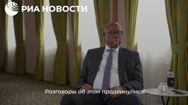 Феликс Молуа о новых контрактах в сфере военно-технического сотрудничества