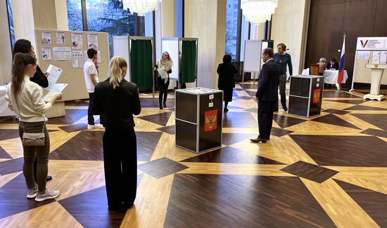 Голосование на выборах президента РФ за рубежом