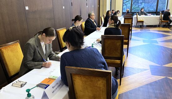 Голосование на выборах президента РФ за рубежом