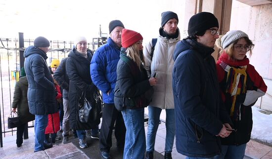 Голосование на выборах президента РФ за рубежом