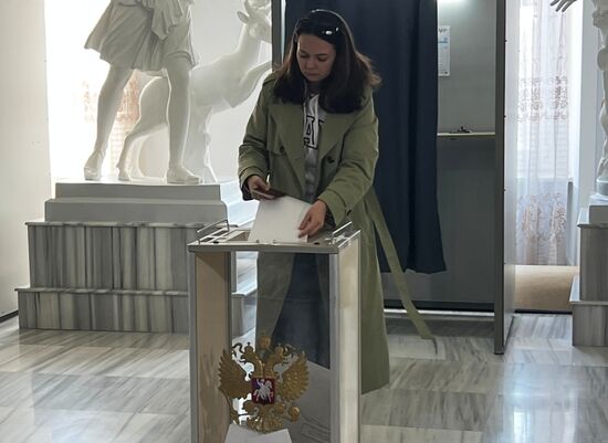 Голосование на выборах президента РФ за рубежом