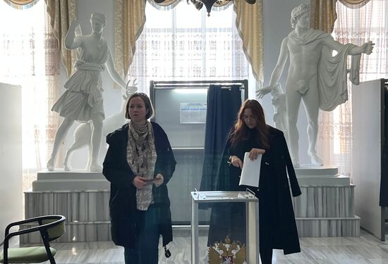 Голосование на выборах президента РФ за рубежом