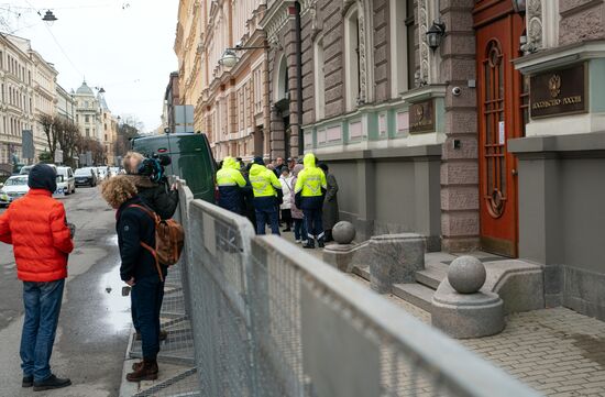 Голосование на выборах президента РФ за рубежом