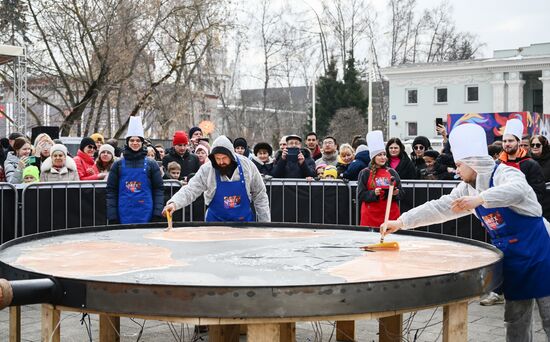 Выставка "Россия". Масленичная неделя