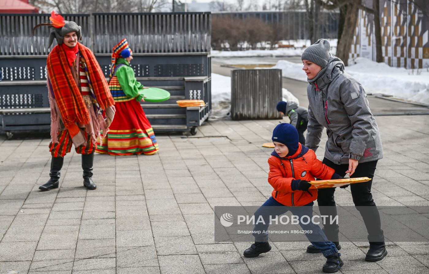Выставка "Россия". Масленичная неделя