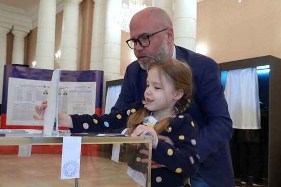 Голосование на выборах президента РФ за рубежом