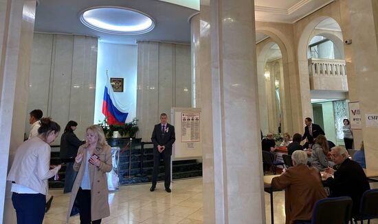 Голосование на выборах президента РФ за рубежом