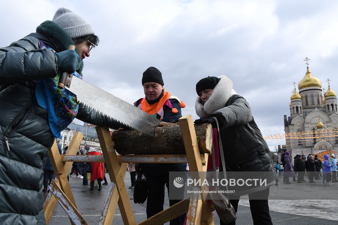 Празднование Масленицы в регионах России