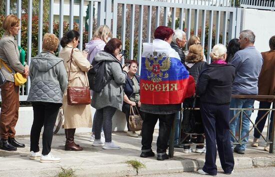Голосование на выборах президента РФ за рубежом