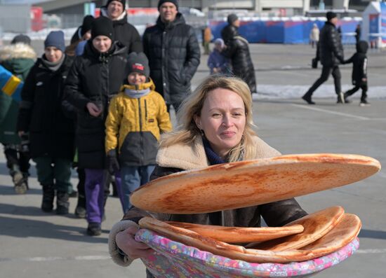 Празднование Масленицы в регионах России