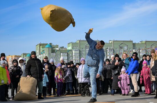 Празднование Масленицы в регионах России