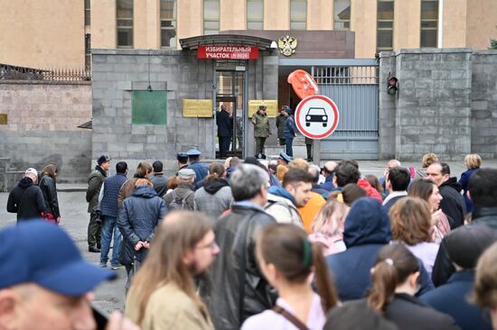 Голосование на выборах президента РФ за рубежом