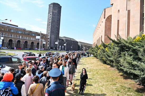 Голосование на выборах президента РФ за рубежом