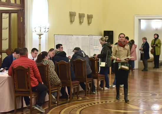 Голосование на выборах президента РФ за рубежом