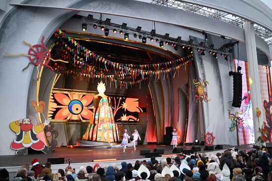 Выставка "Россия". Масленичная неделя