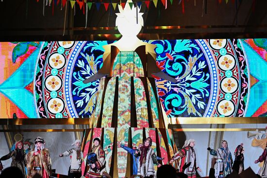 Выставка "Россия". Масленичная неделя