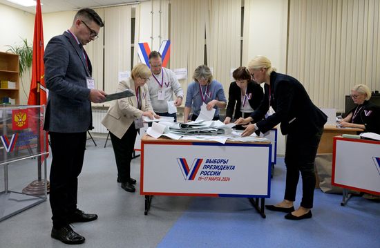 Подсчет голосов на выборах президента РФ