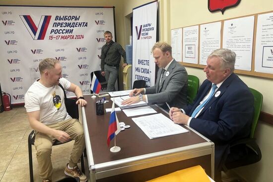 Голосование на выборах президента РФ за рубежом