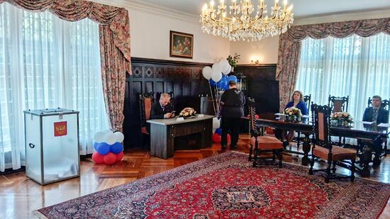 Голосование на выборах президента РФ за рубежом