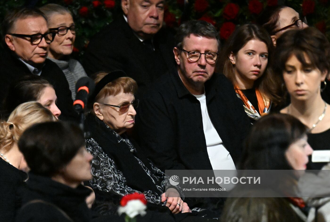 Прощание с Александром Ширвиндтом в Театре Сатиры