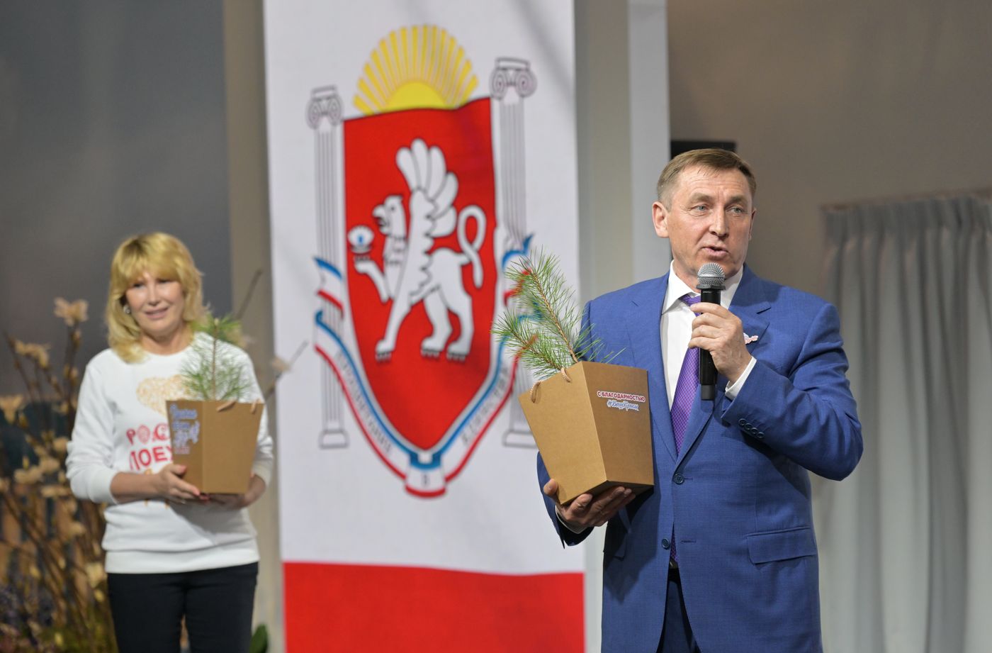 Выставка "Россия". Концерт "Крым - Россия! Навсегда"