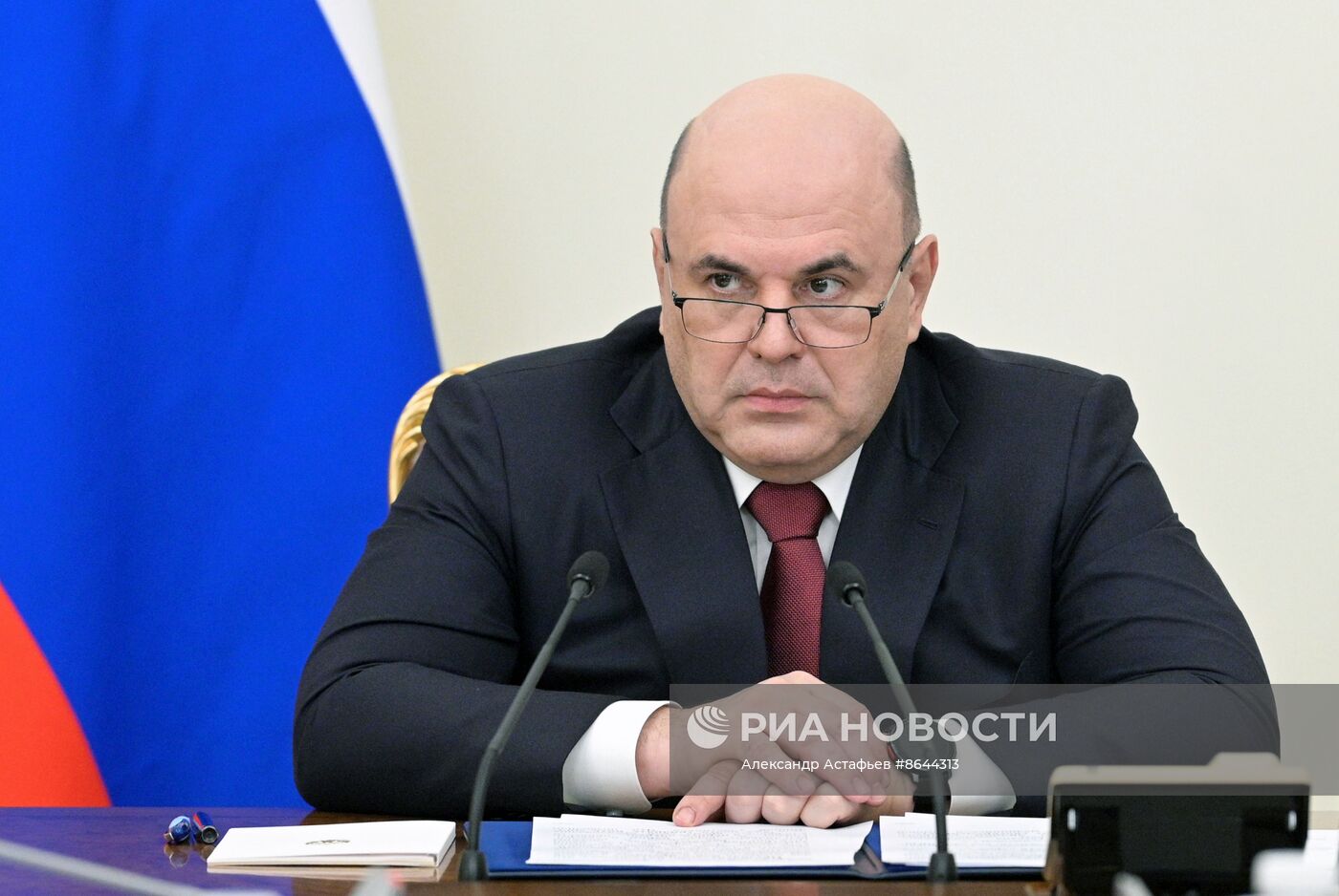Председатель правительства РФ М. Мишустин провел оперативное совещание с вице-премьерами РФ