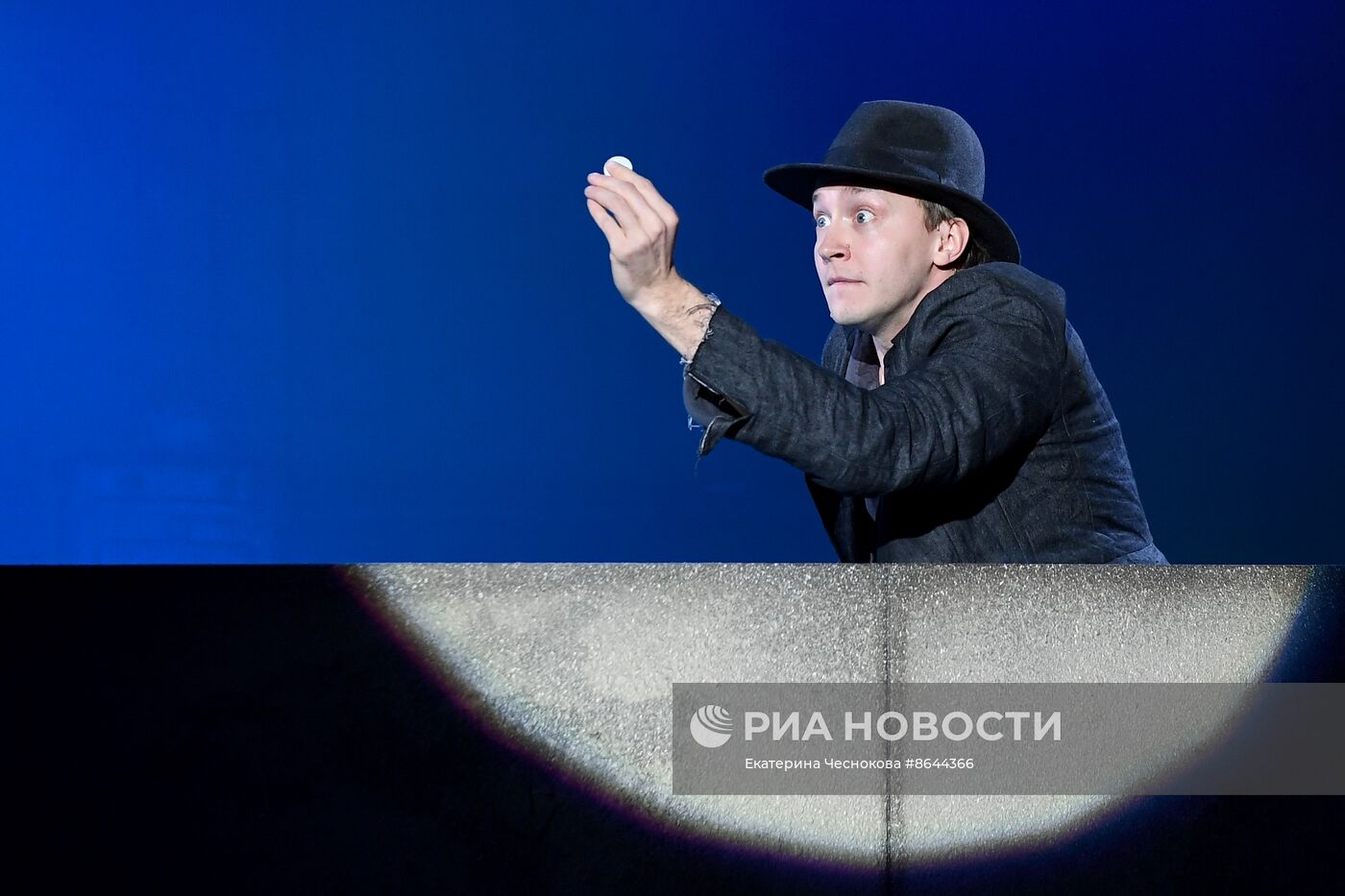 Спектакль "Голод" в МХТ имени А.П. Чехова