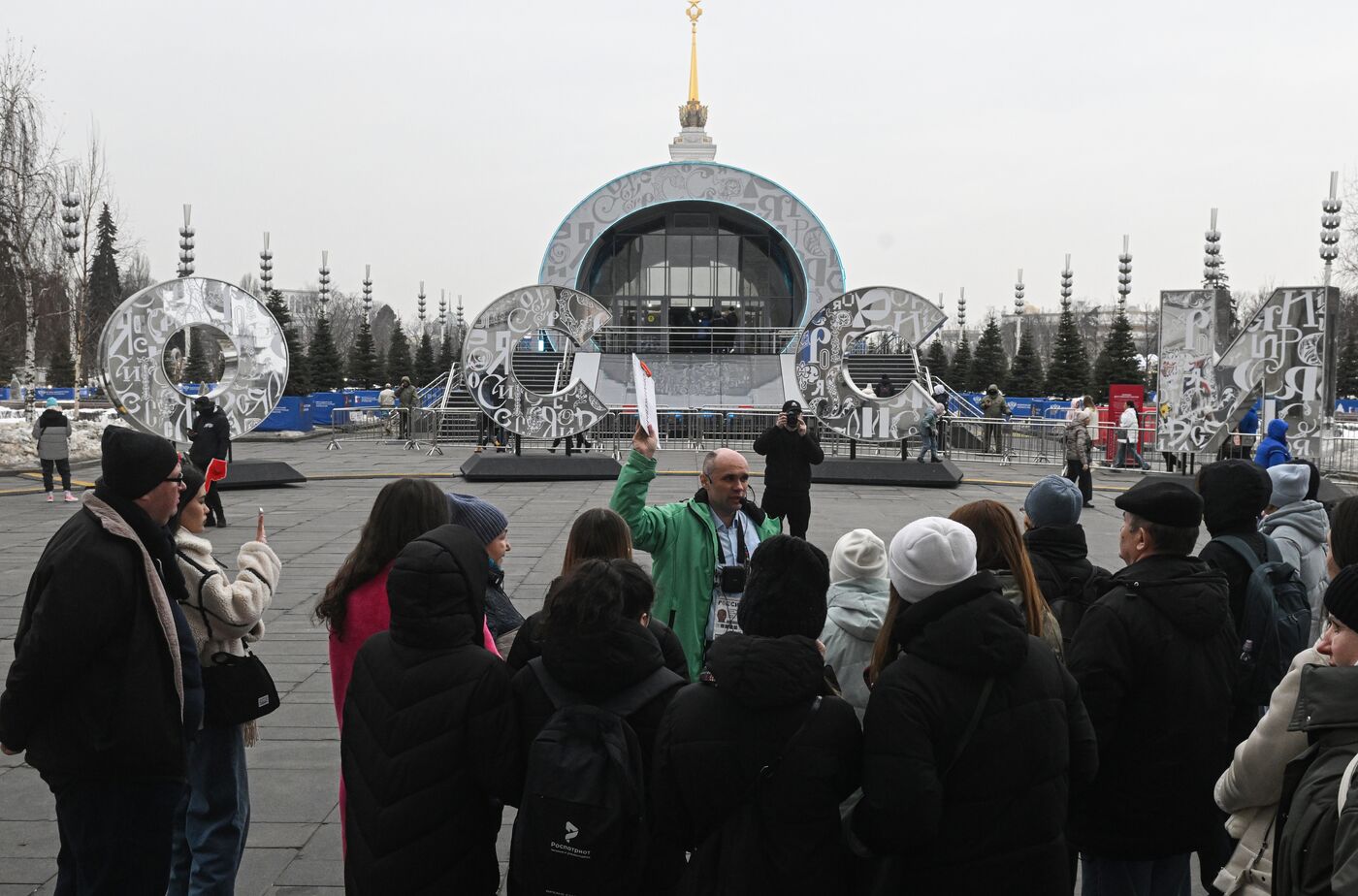 Выставка "Россия". "Русская весна. 10 лет Вместе" 