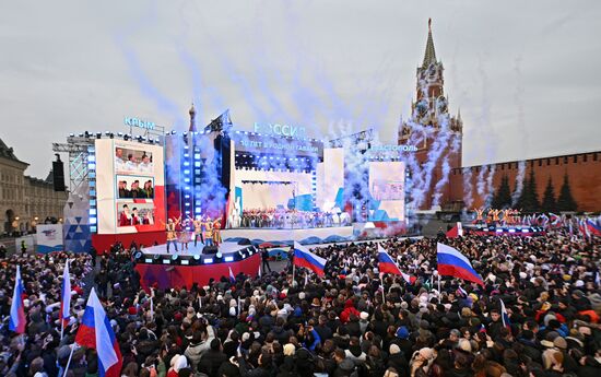 Митинг-концерт к десятилетию воссоединения Крыма с Россией