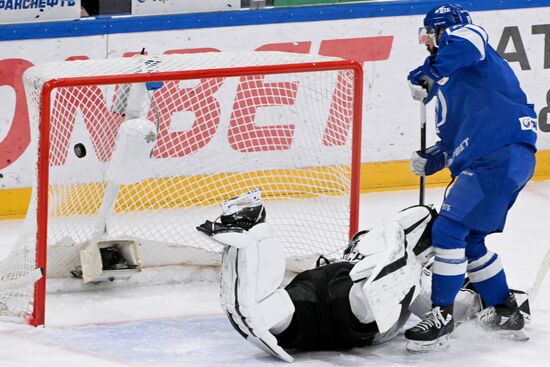 Хоккей. КХЛ. Матч "Динамо" (Москва) - "Трактор"
