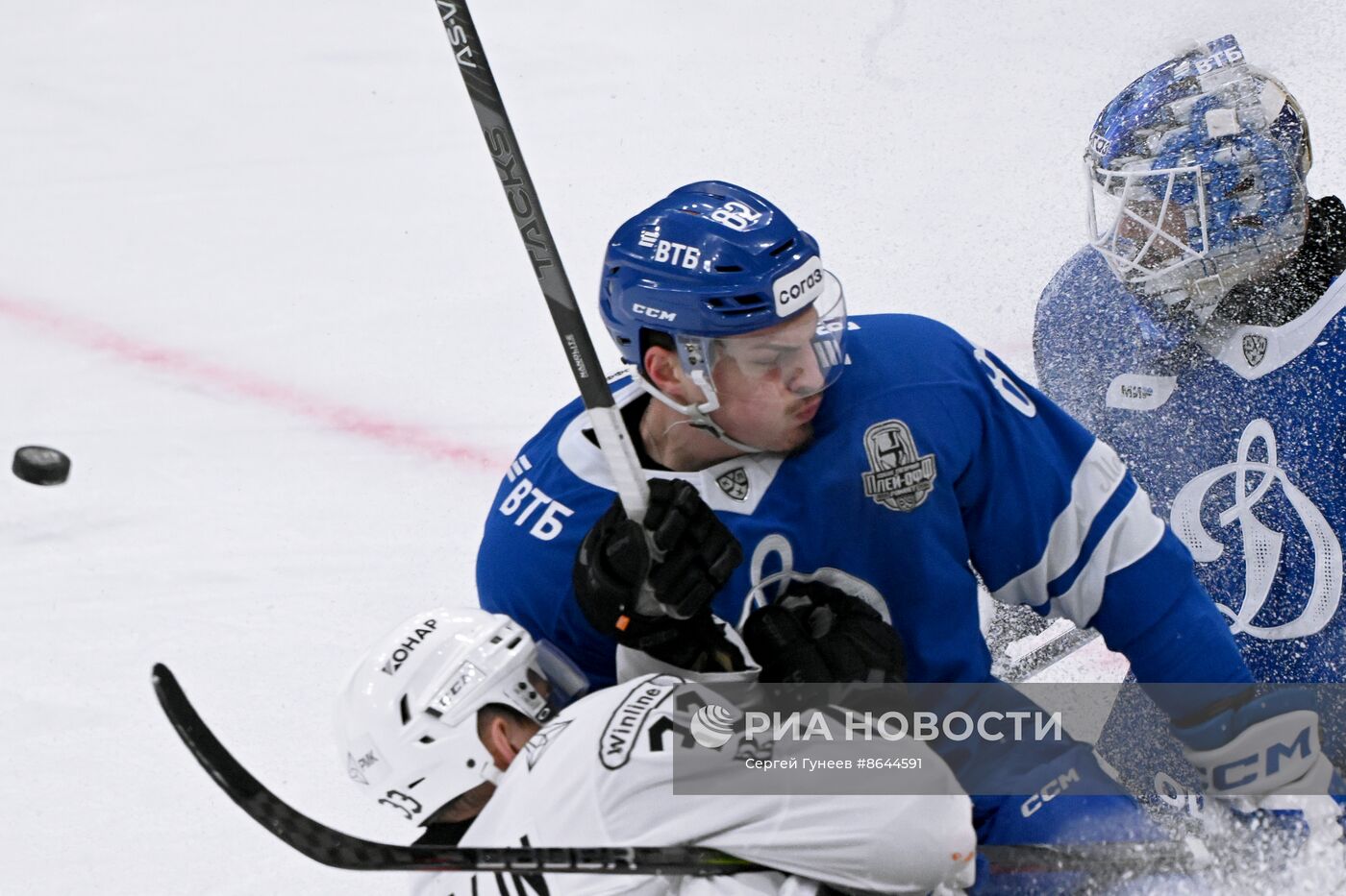 Хоккей. КХЛ. Матч "Динамо" (Москва) - "Трактор"