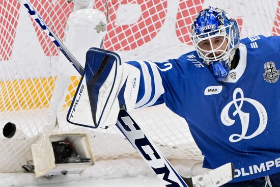 Хоккей. КХЛ. Матч "Динамо" (Москва) - "Трактор"