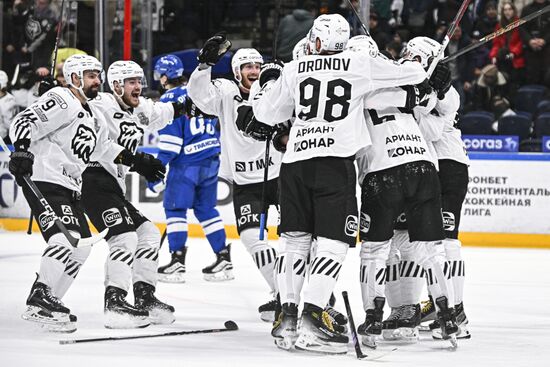 Хоккей. КХЛ. Матч "Динамо" (Москва) - "Трактор"