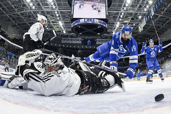Хоккей. КХЛ. Матч "Динамо" (Москва) - "Трактор"