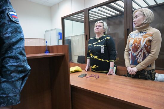 Оглашение приговора по делу бывшей переводчицы посольства Швейцарии 