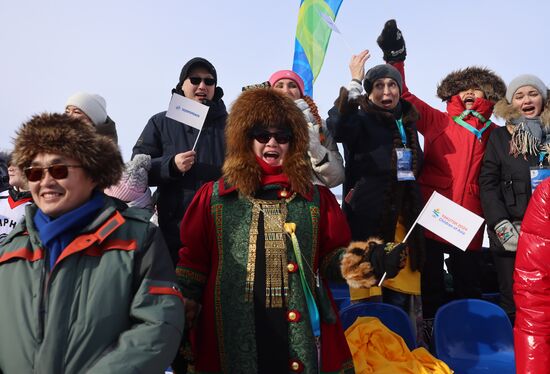 Хоккейный матч сборной Фетисова против сборной Якутии