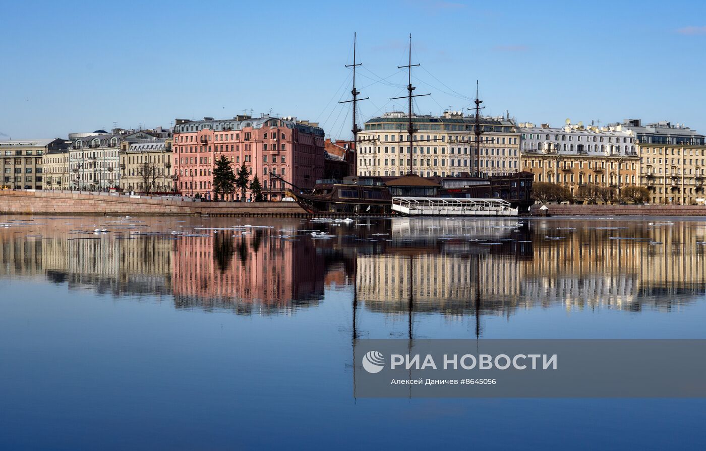 Весна в Санкт-Петербурге