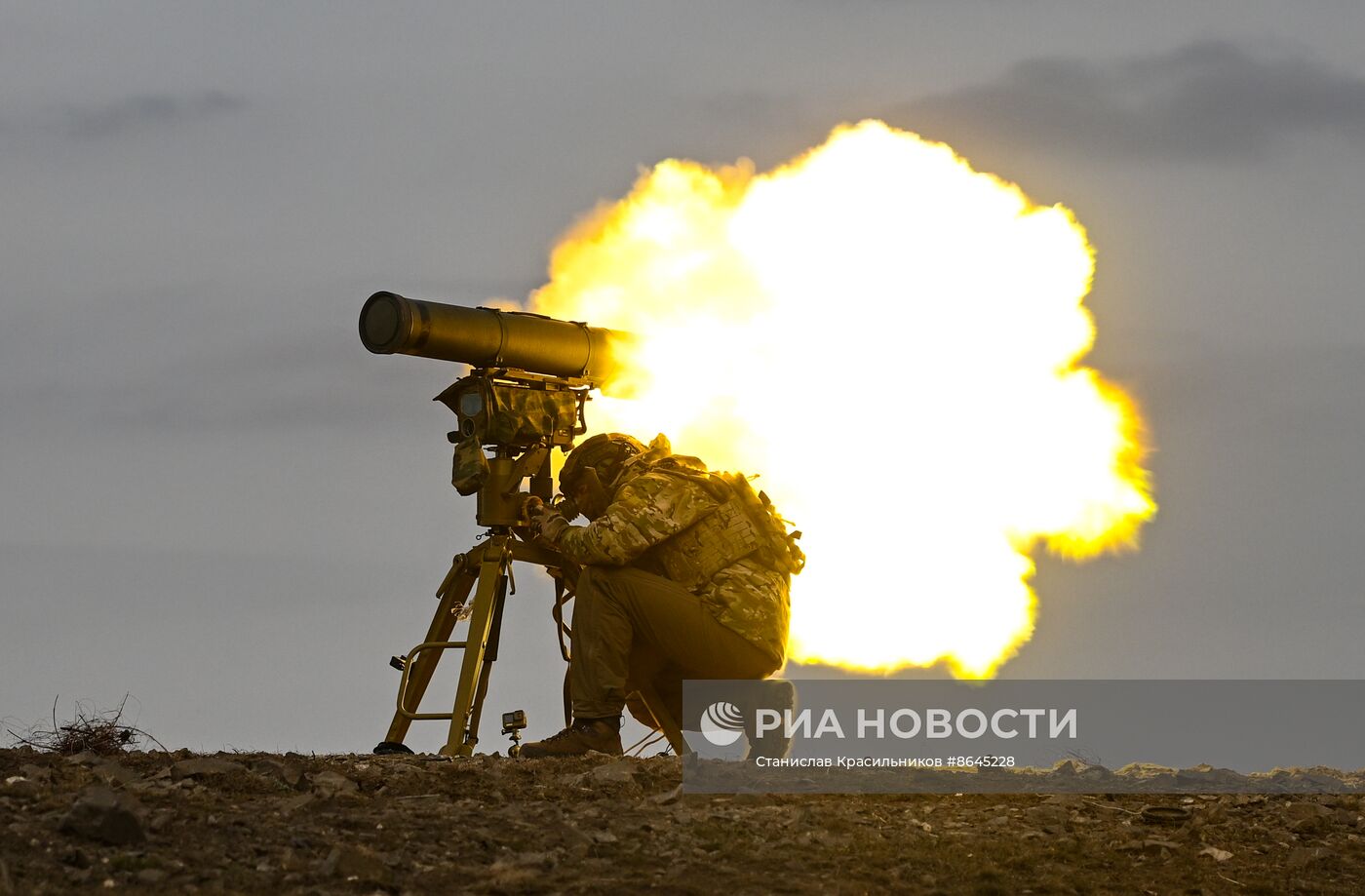 Тренировки расчетов ПТРК "Корнет" ЦВО на Авдеевском направлении